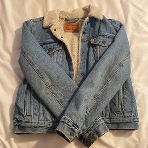 Levi's Sherpa Trucker Jacket